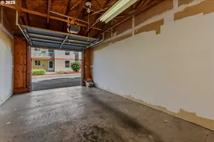 13216 NE Salmon Creek Ave, Vancouver, WA 98686 - Photo 33
