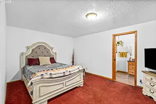 940 S T Ct, Cottage Grove, OR 97424 - Photo 23