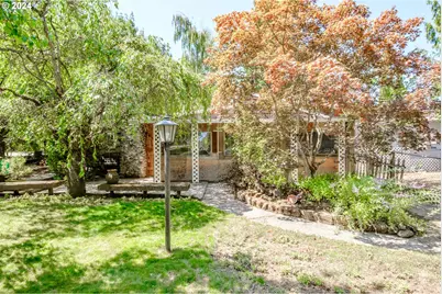 6025 SE 124th Ave, Portland, OR 97236 - Photo 1