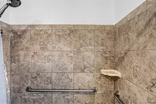 1240 Hood St, Albany, OR 97322 - Photo 15