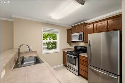 15058 NW Central Dr #1009, Portland, OR 97229 - Photo 15