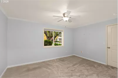 15058 NW Central Dr #1009, Portland, OR 97229 - Photo 11