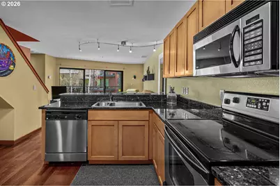 920 NW Naito Pkwy #J25, Portland, OR 97209 - Photo 5