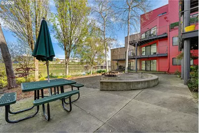 920 NW Naito Pkwy #J25, Portland, OR 97209 - Photo 23