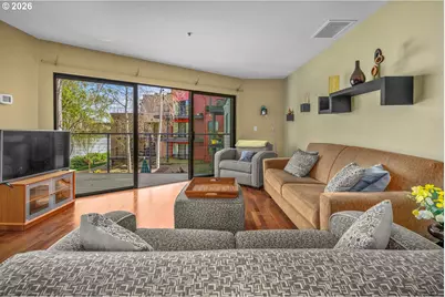 920 NW Naito Pkwy #J25, Portland, OR 97209 - Photo 7