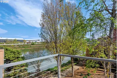 920 NW Naito Pkwy #J25, Portland, OR 97209 - Photo 21