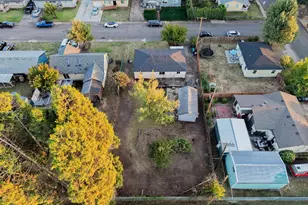 2324 Dubens Ln, Springfield, OR 97477 - Photo 17