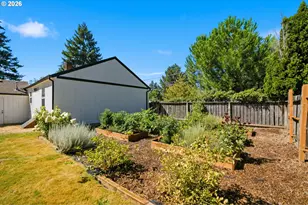 13402 SE Bush St, Portland, OR 97236 - Photo 19