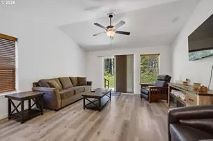 1076 NE 12th Ave, Rockaway Beach, OR 97136 - Photo 9