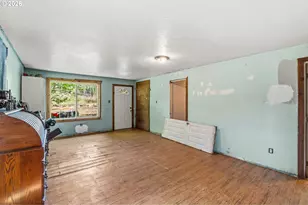21542 Hwy 126, Noti, OR 97461 - Photo 9