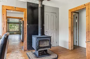 21542 Hwy 126, Noti, OR 97461 - Photo 13