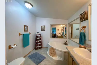 15609 S Fawn View Way, Molalla, OR 97038 - Photo 29