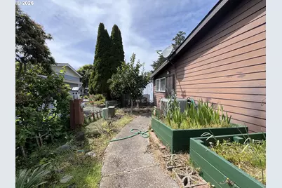 16063 Driftwood Ln #10, Brookings, OR 97415 - Photo 3