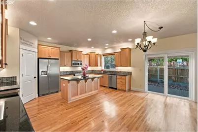 2389 NW Scenic Dr, Albany, OR 97321 - Photo 7