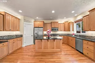 2389 NW Scenic Dr, Albany, OR 97321 - Photo 9