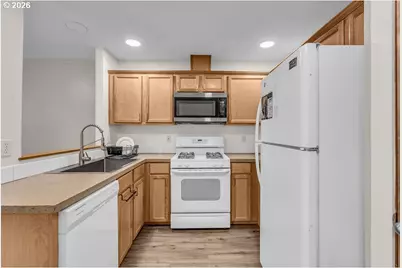 15469 SW Bygones Ct, Beaverton, OR 97007 - Photo 17