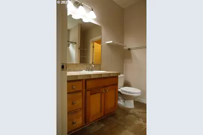 6101 NE 77th Ave, Vancouver, WA 98662 - Photo 17