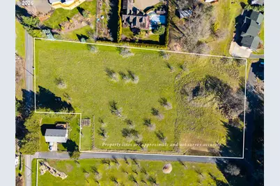 Sw Cherry Blossom Ln, White Salmon, WA 98672 - Photo 9