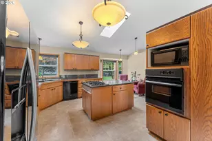 16081 S Moore Rd, Oregon City, OR 97045 - Photo 11