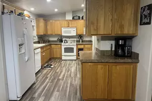 210 NW Grinstead St, Siletz, OR 97380 - Photo 11