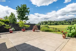 906 McKenzie Crest Dr, Springfield, OR 97477 - Photo 37