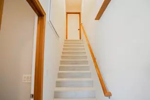 906 McKenzie Crest Dr, Springfield, OR 97477 - Photo 27