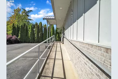 711 W Main St, Sheridan, OR 97378 - Photo 5