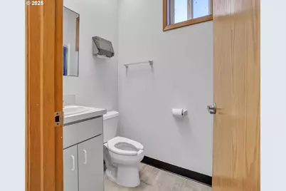 711 W Main St, Sheridan, OR 97378 - Photo 31