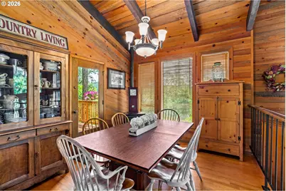28560 Sutherlin Ln, Eugene, OR 97405 - Photo 13