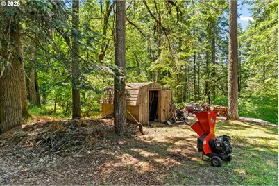 28560 Sutherlin Ln, Eugene, OR 97405 - Photo 35