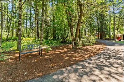28560 Sutherlin Ln, Eugene, OR 97405 - Photo 37