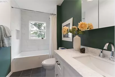 2343 SE 85th Ave SE, Portland, OR 97216 - Photo 21