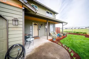 12009 NE 71st St, Vancouver, WA 98682 - Photo 3