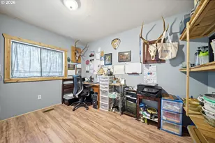 12009 NE 71st St, Vancouver, WA 98682 - Photo 9