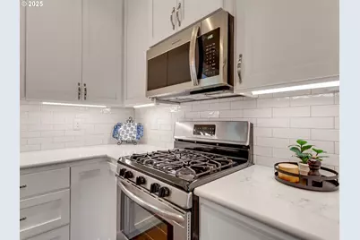 17286 SW Jean Louise Rd, Sherwood, OR 97140 - Photo 17