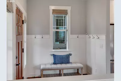 17286 SW Jean Louise Rd, Sherwood, OR 97140 - Photo 7