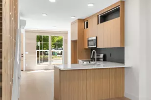 3017 NE Ainsworth St, Portland, OR 97211 - Photo 7