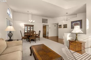 1135 SW 213th Ave, Beaverton, OR 97003 - Photo 9