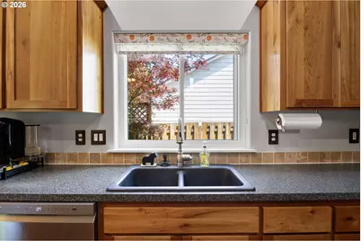 495 Lavender St, Silverton, OR 97381 - Photo 11