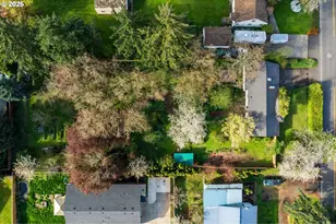 1010 N Park Ave, Eugene, OR 97404 - Photo 3