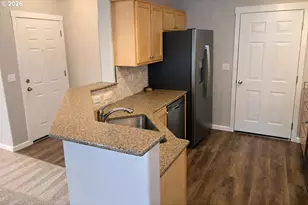 14735 SW Beard Rd, Beaverton, OR 97007 - Photo 3