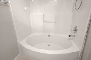 14735 SW Beard Rd, Beaverton, OR 97007 - Photo 17