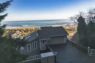 333 Pacific View Dr, Rockaway Beach, OR 97136 - Photo 1