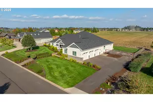 2050 SW Fox Swale Ln, McMinnville, OR 97128 - Photo 5