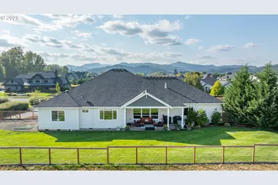 2050 SW Fox Swale Ln, McMinnville, OR 97128 - Photo 37