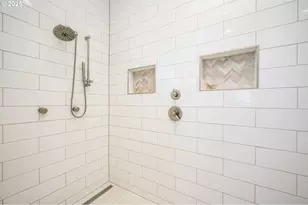 2050 SW Fox Swale Ln, McMinnville, OR 97128 - Photo 27