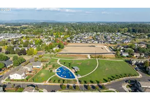 2050 SW Fox Swale Ln, McMinnville, OR 97128 - Photo 47