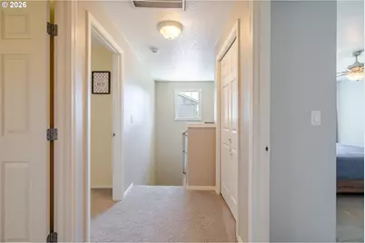 647 NE Autumn Ridge Dr, McMinnville, OR 97128 - Photo 17