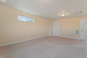 17515 SW Vanguard Ln, Beaverton, OR 97007 - Photo 33