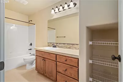 17515 SW Vanguard Ln, Beaverton, OR 97007 - Photo 25